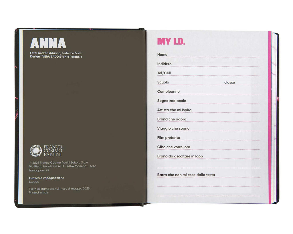 Diario Scuola PRESTIGE & DELUXE Anna 2025-2026 – 16 Mesi, 12x16,5 cm + Portachiavi e Penna