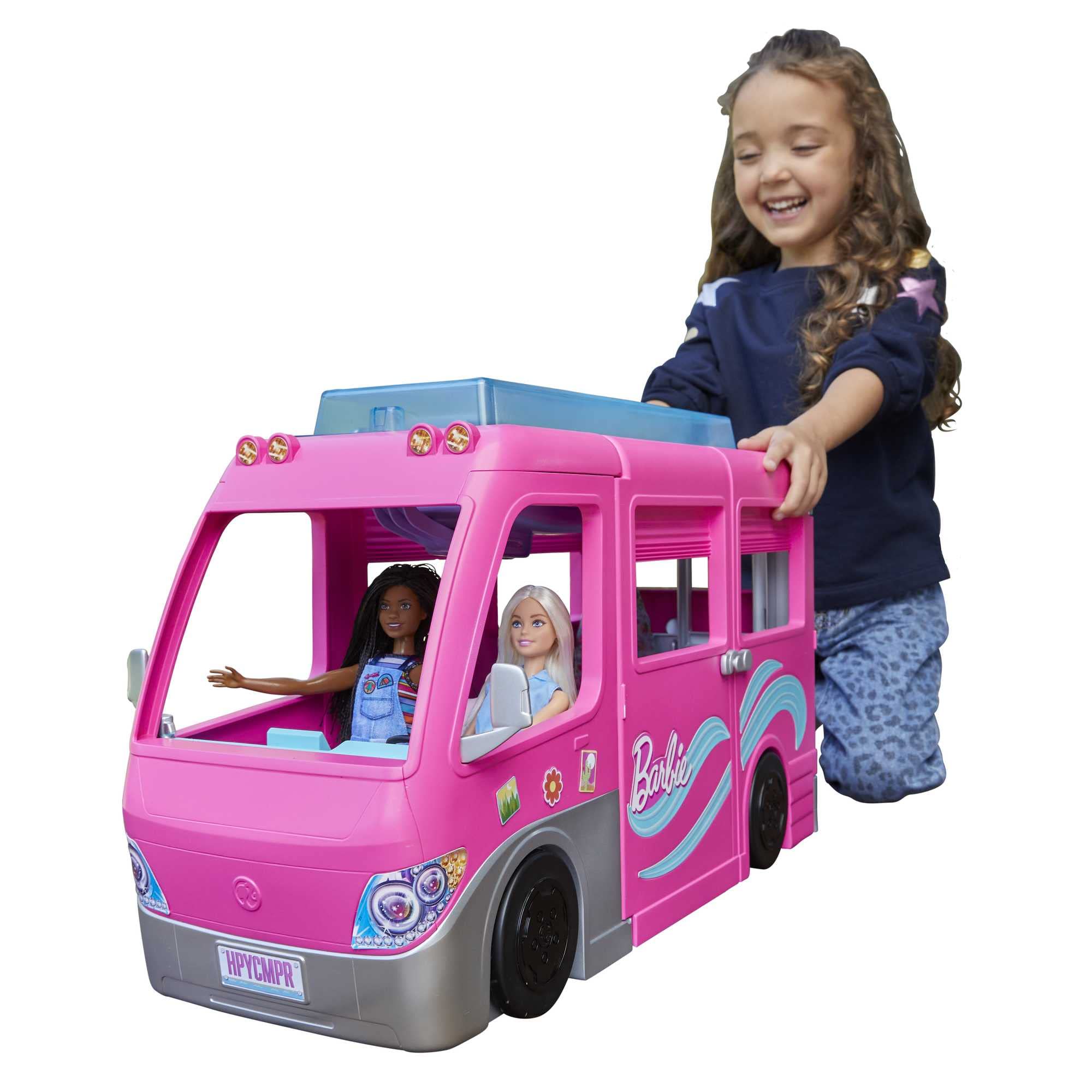 Barbie Dream Camper 3 in 1 con Piscina e 50 Accessori – GHL93