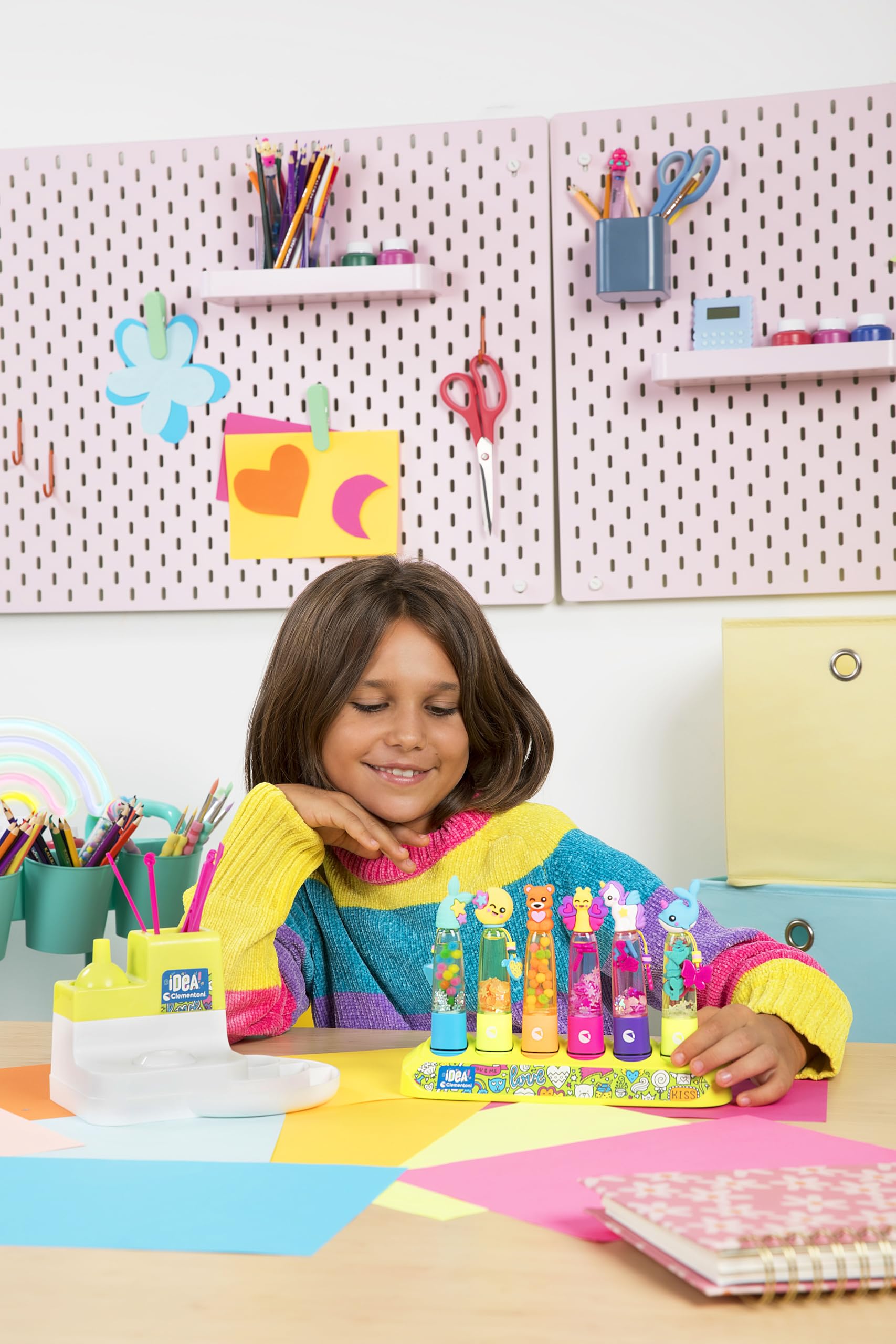 Clementoni Idea – Laboratorio degli Evidenziatori Personalizzati | Kit Creativo 6+ Anni con 50+ Accessori | Made in Italy | 18854