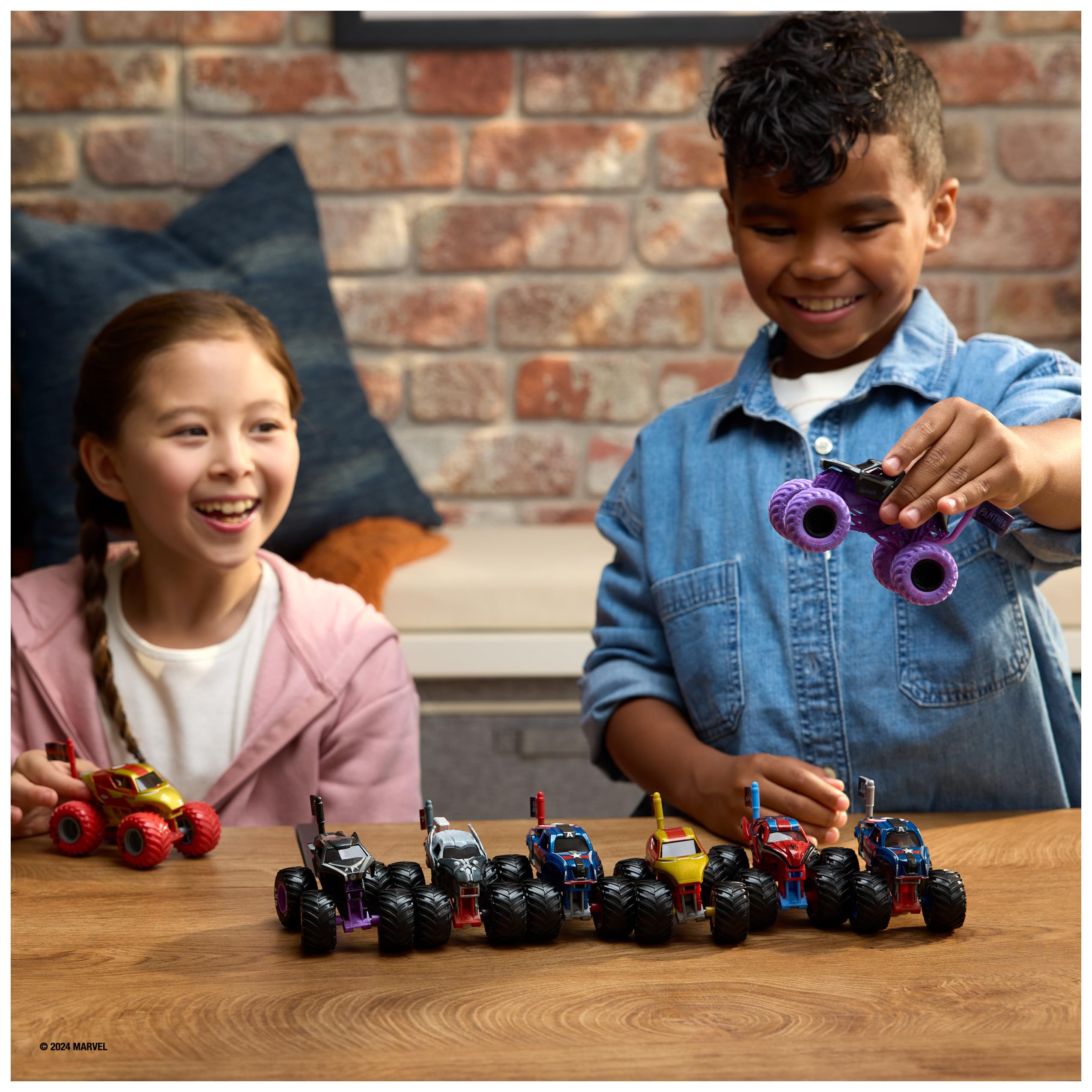 Monster Jam Iron Man Monster Truck Marvel Scala 1:64 – Dai 3 Anni