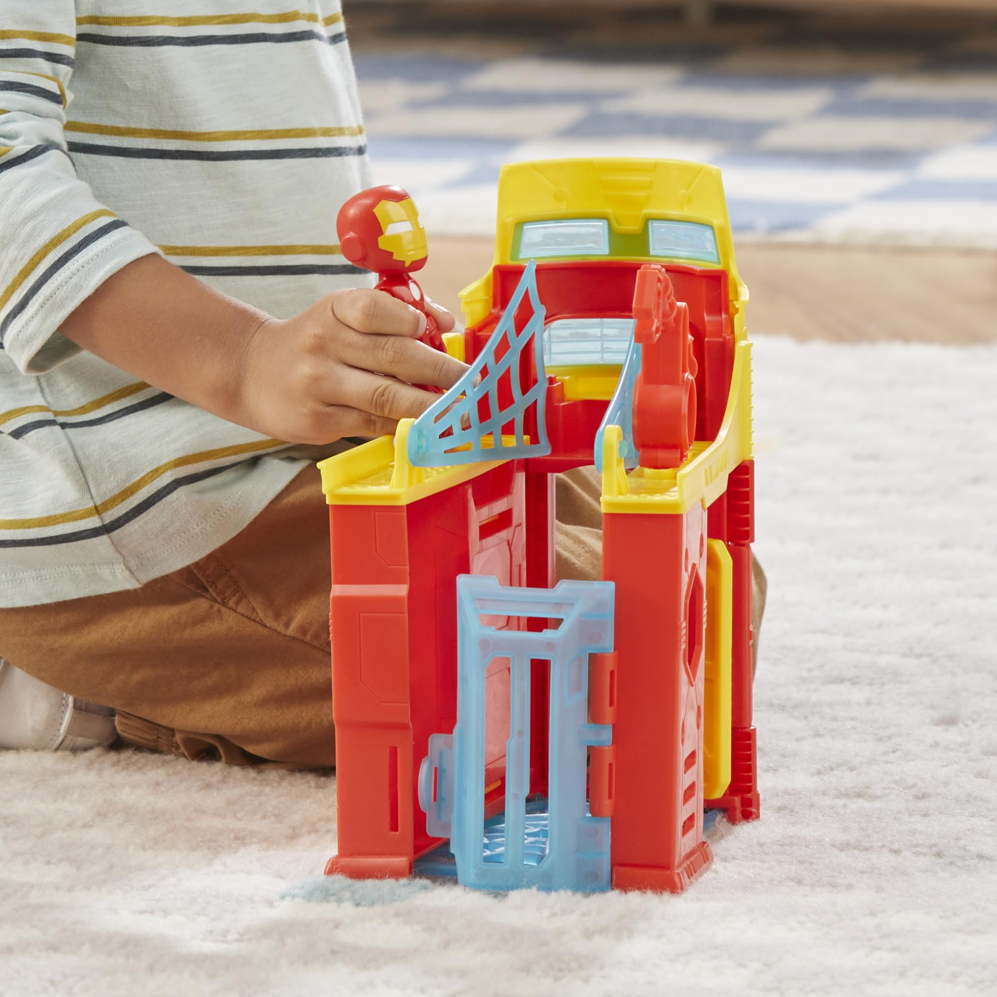 Marvel Iron Man Stark Tower Playset con Action Figure – Prescolare