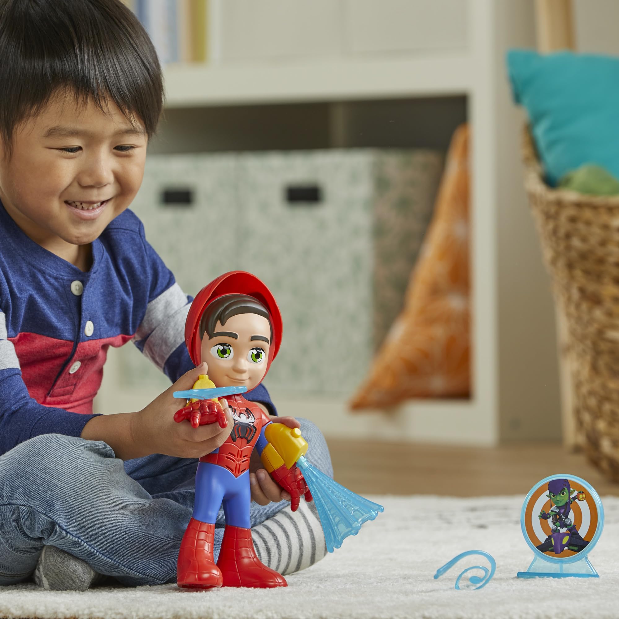 Spidey e i Suoi Fantastici Amici – Tuta Elettronica Action Figure Interattiva 25 cm | Luci, Suoni e Lancia-Ragnatele | Marvel